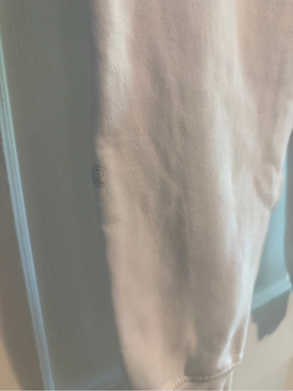 Lululemon Scuba High-Rise Cropped Jogger White Size 4